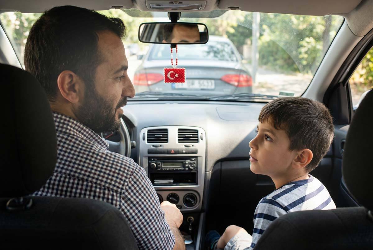 Präventive Erziehung: Vater und Sohn im Dialog