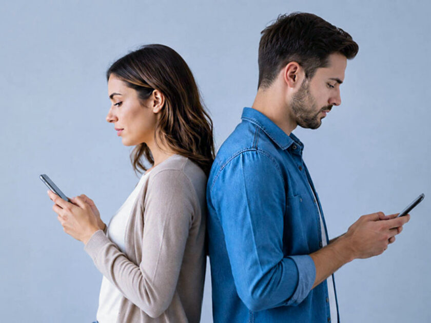 Wie Eltern ihre Kinder in der digitalen Welt begleiten -Wie Eltern ihr Handy nutzen - beide Eltern surfen